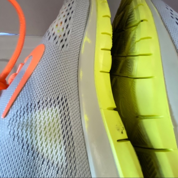 NIKE WOMEN’S FREE 5.0 TR FIT 4 RUNNING SHOES - Picture 11 of 13